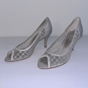 Nina Silver Embellished Peep-Toe Heels – Size 7